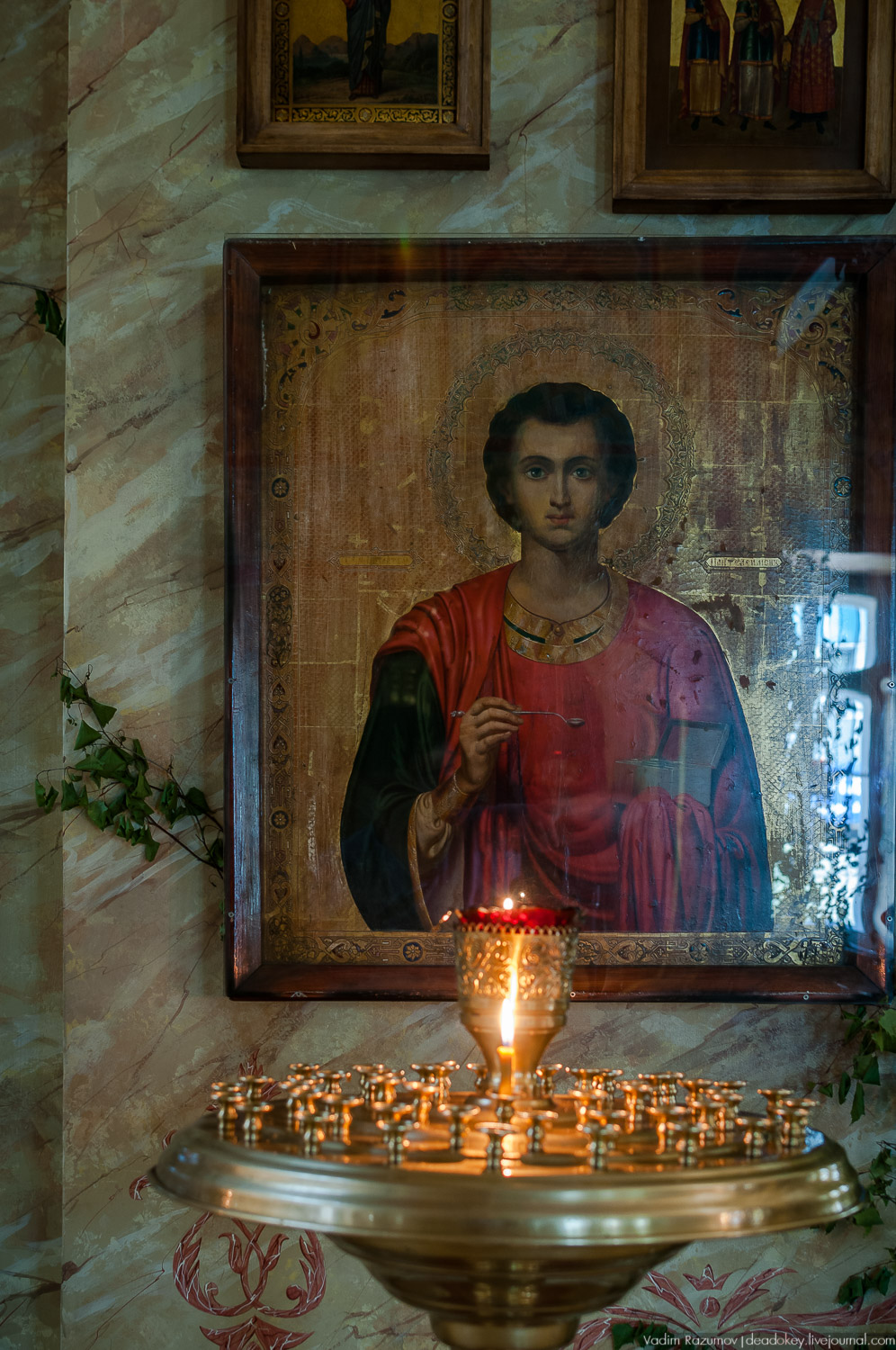 Храм в честь Свв.мчч. Флора и Лавра на Зацепе, Москва