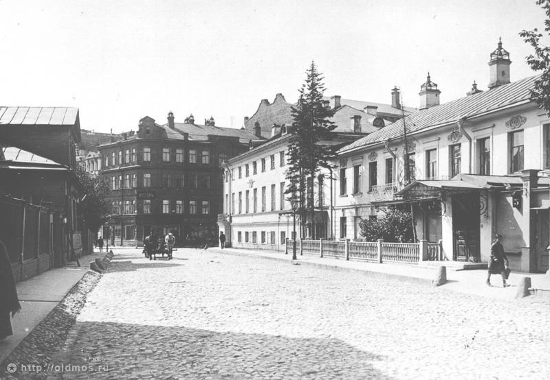 усадьба A. M. Полторацкого (Сабашниковых), Б. Левшинский пер., 6