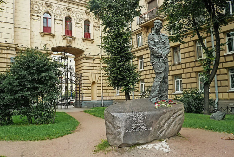 Титаник Третьего рейха Густлофф», «Вильгельм, Маринеско, тысяч, корабль, января, Германии, транспорт, войны, человек, рейха, немецких, «Вильгельма, через, Густлоффа», «Вильгельме, Густлоффе», радость», лодка, беженцев