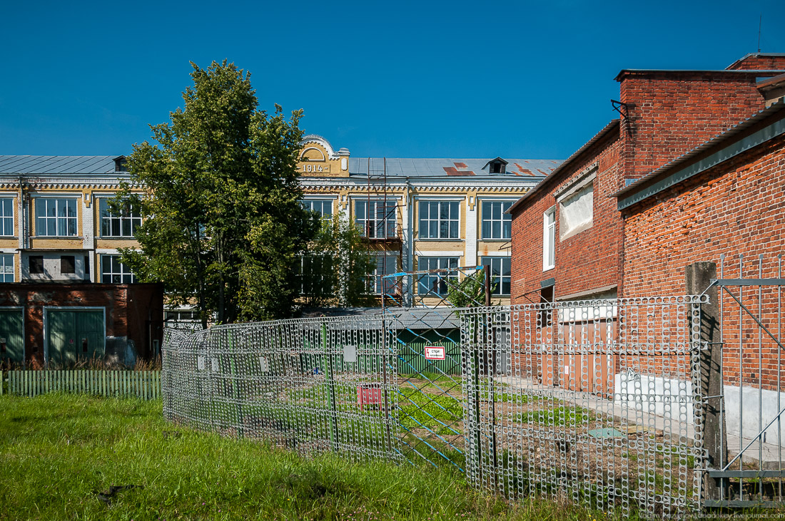 Шелкоткацкая фабрика купцов Барановых (АОЗТ Павлово-Посадский льнокомбинат, ГК Берег), МВК «Княжий Двор», Московская обл., Павлово-Посадский р-н., п.г.т. Большие Дворы.