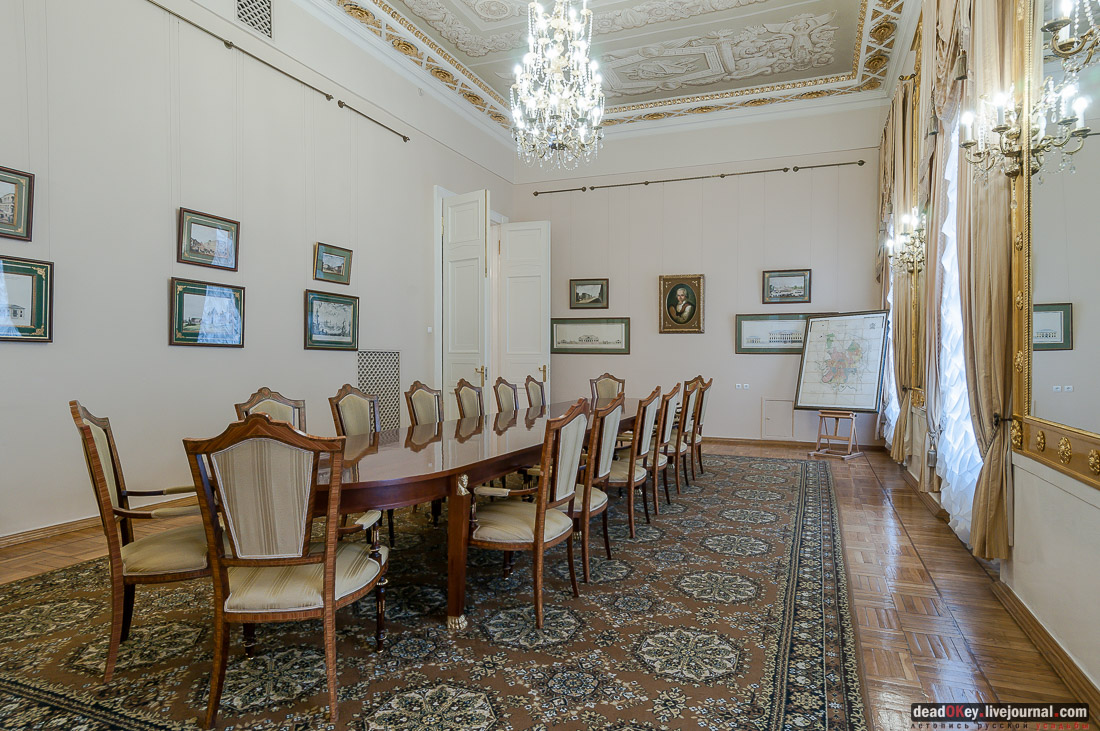 Здание Московской Мэрии, ул. Тверская д.13, архитектор М.В. Казаков