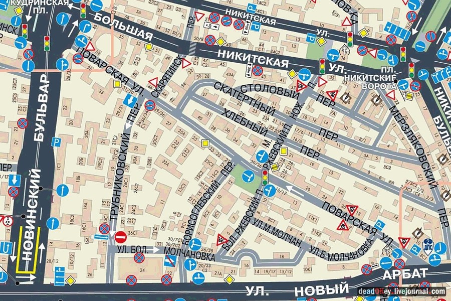 усадьба Волчкова на ул. Поварская д.42-44 и особняк Миндовского