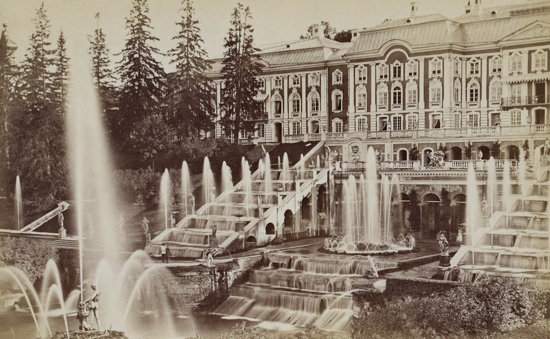 Дайджест по аудиогидам izi.TRAVEL #12. Лучшие гиды царским резиденциям