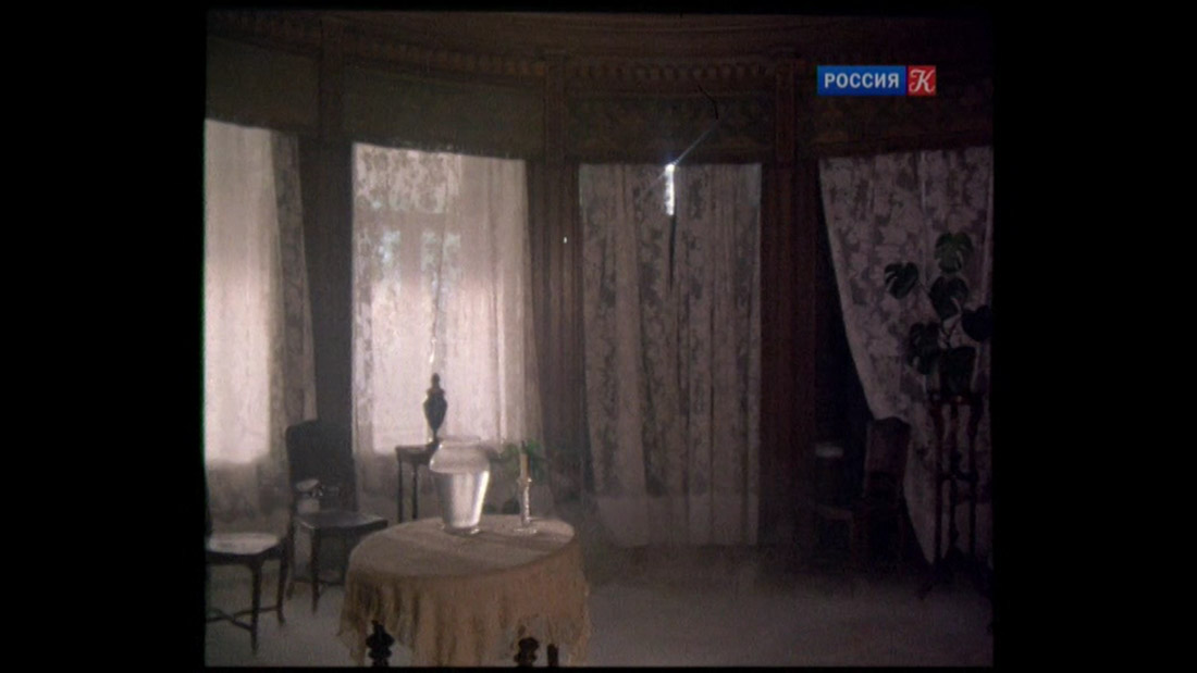 фильм Черный монах (1988), усадьба Середниково, Московская область, Солнечногорский район.