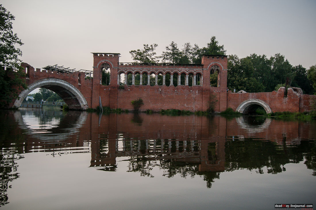 усадьба Марфино - грифонов покрасили
