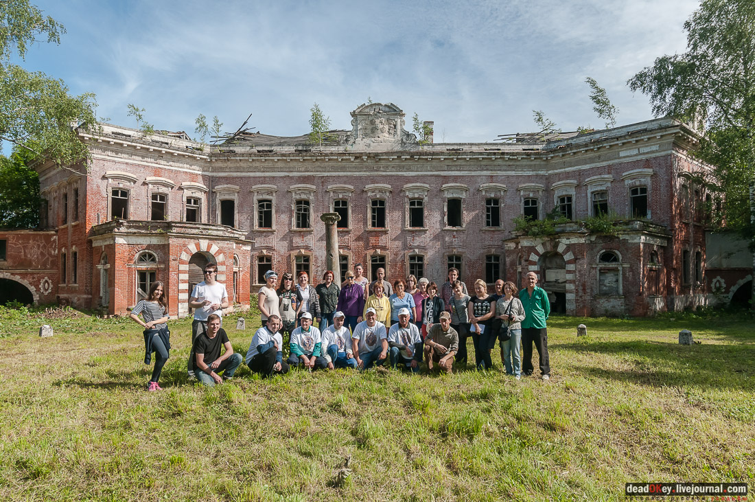 усадьба Семеновское-Отрада, субботник