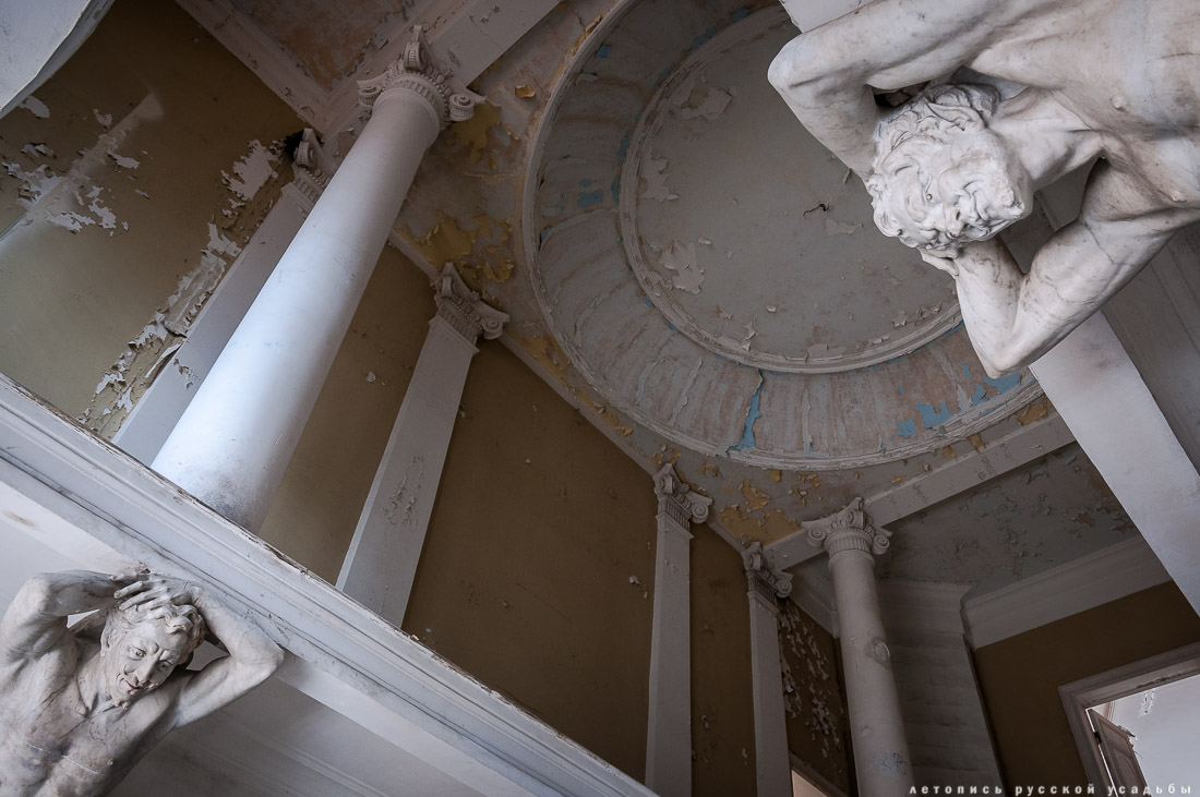 Усадьба Покровское-Стрешнево, интерьеры главного дома, пожар в оранжерее