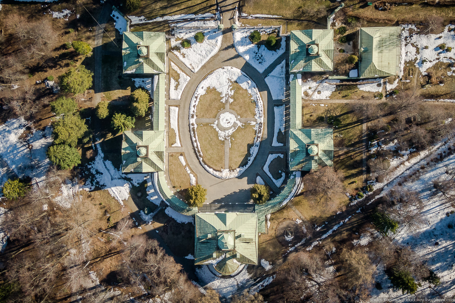 усадьба Середниково с дрона, съемка с квадрокоптера