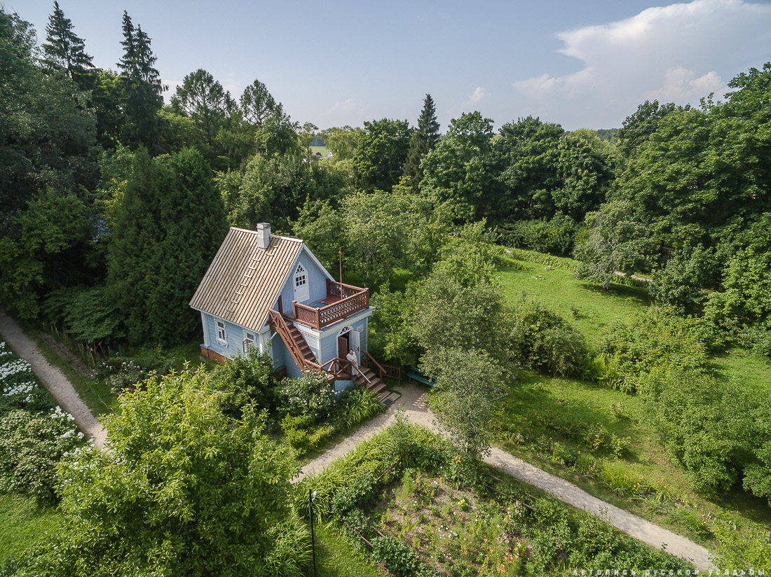 усадьба Мелихово с квадрокоптера