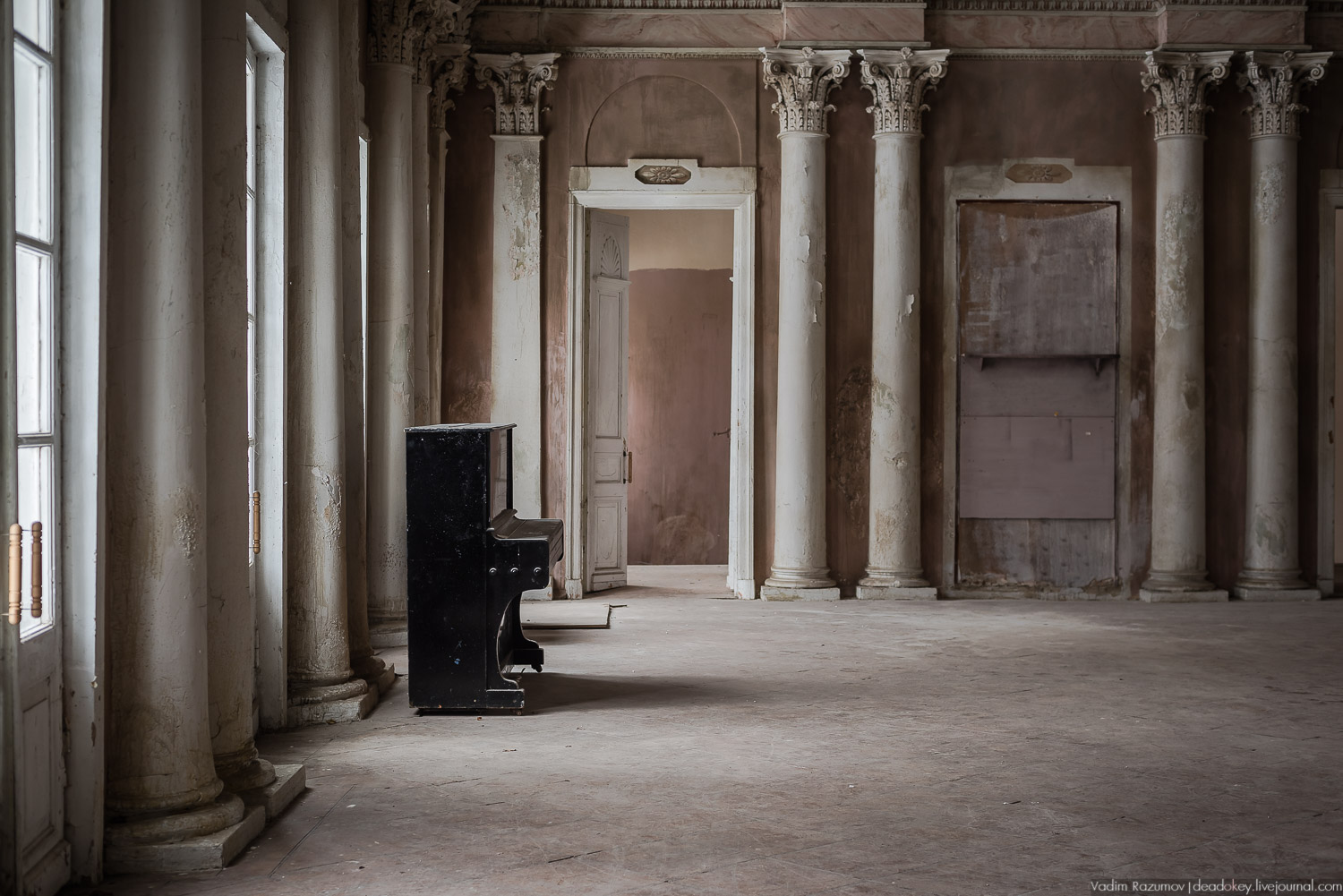 Усадьба Знаменское-Садки, интерьеры главного дома, Москва