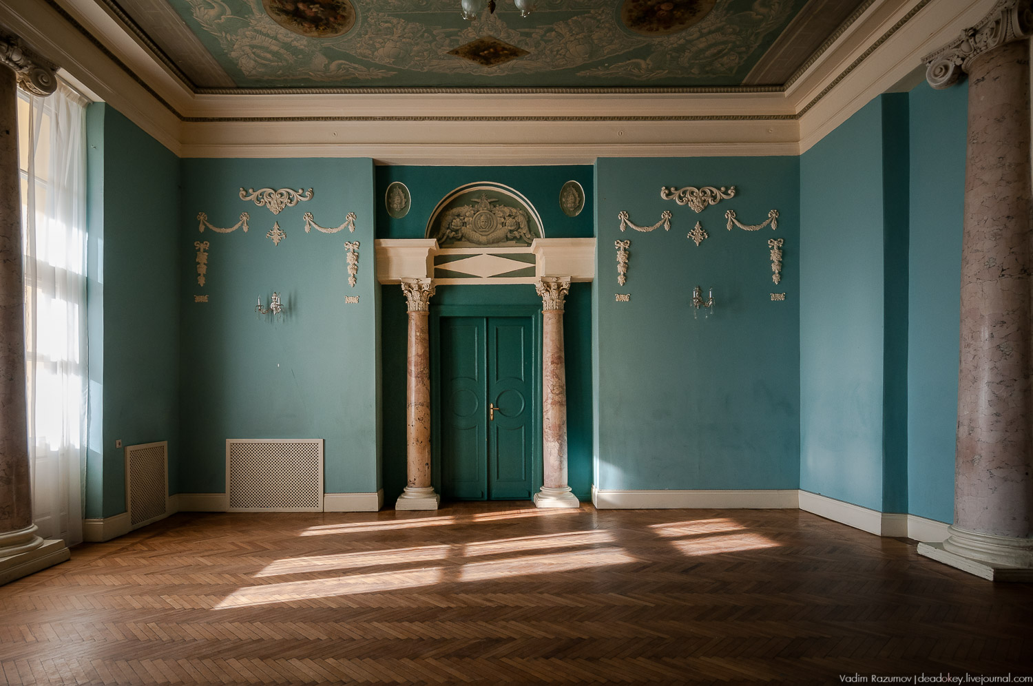 усадьба Братцево, Москва, интерьеры главного дома