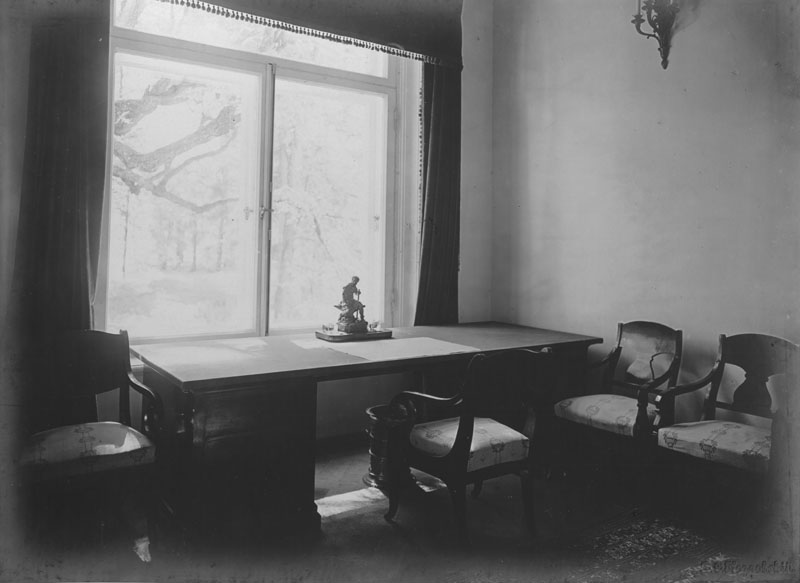 старые фотографии с выставки ОИРУ.