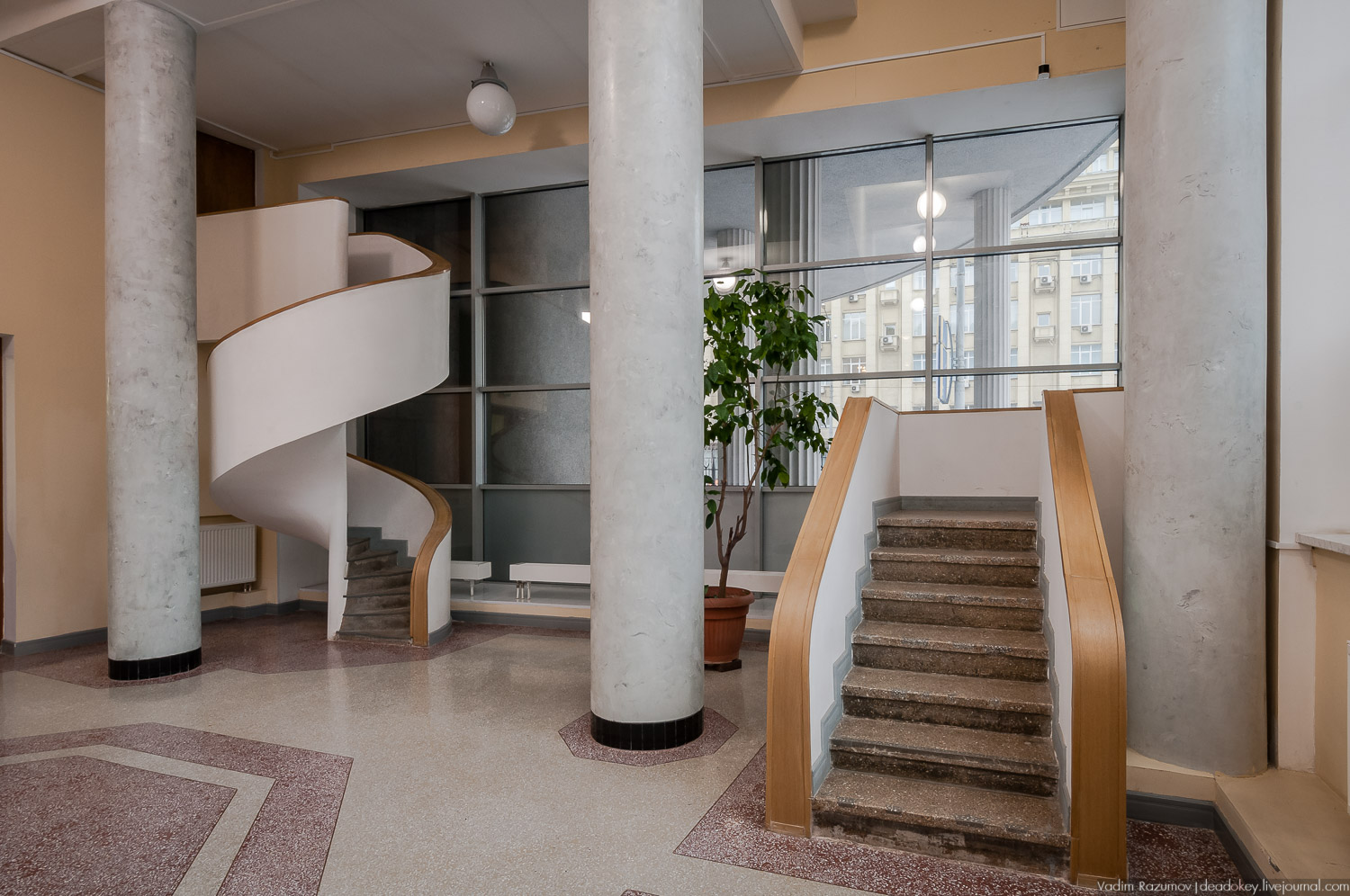 Здание Центросоюза, Ле Корбюзье, Росстат