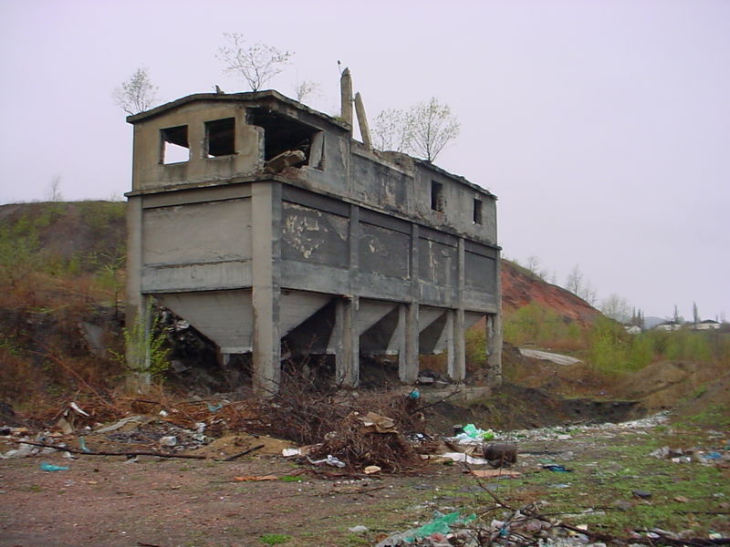 Файл:Шахта Глубокая Партизанск.jpg