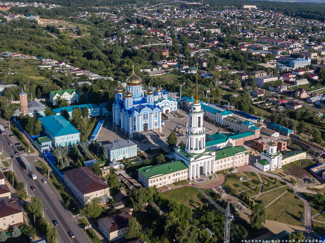Задонск, Задонский Рождество-Богородицкий мужской монастырь с квадрокоптера, Липецкая область