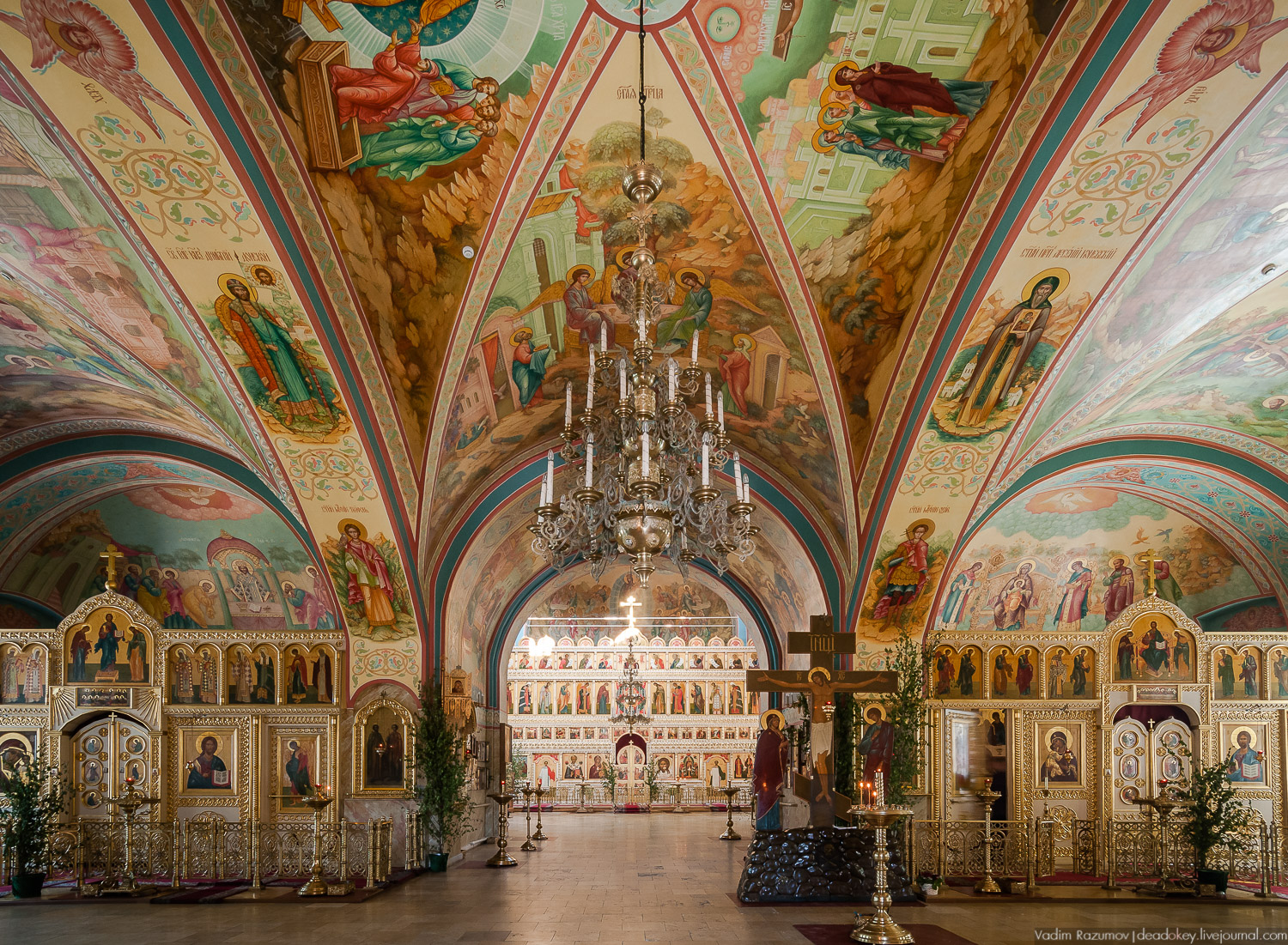 Храм в честь Свв.мчч. Флора и Лавра на Зацепе, Москва