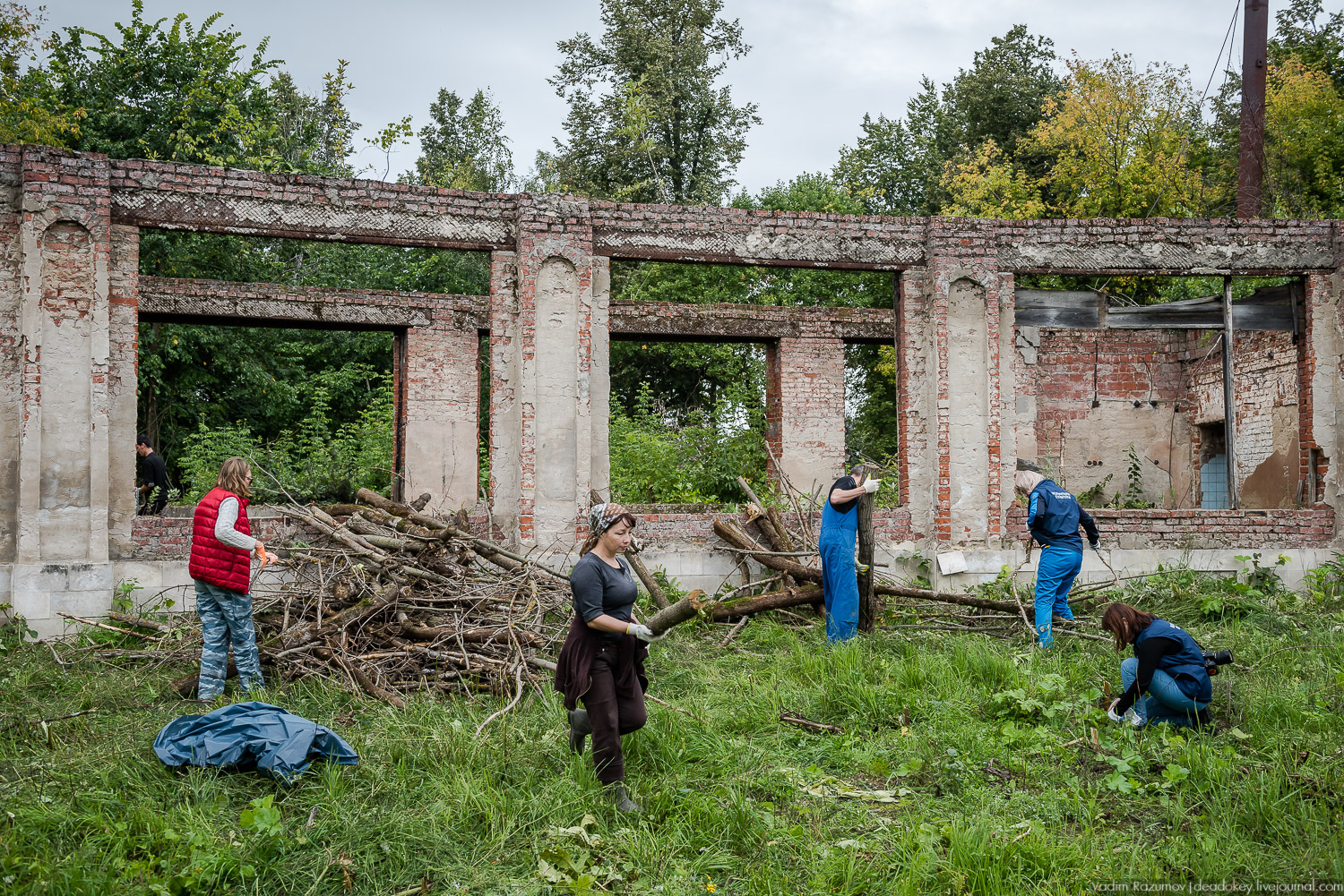 усадьба Никольское-Обольяниново, Усадебные волонтеры, субботник 17 августа 2019 года