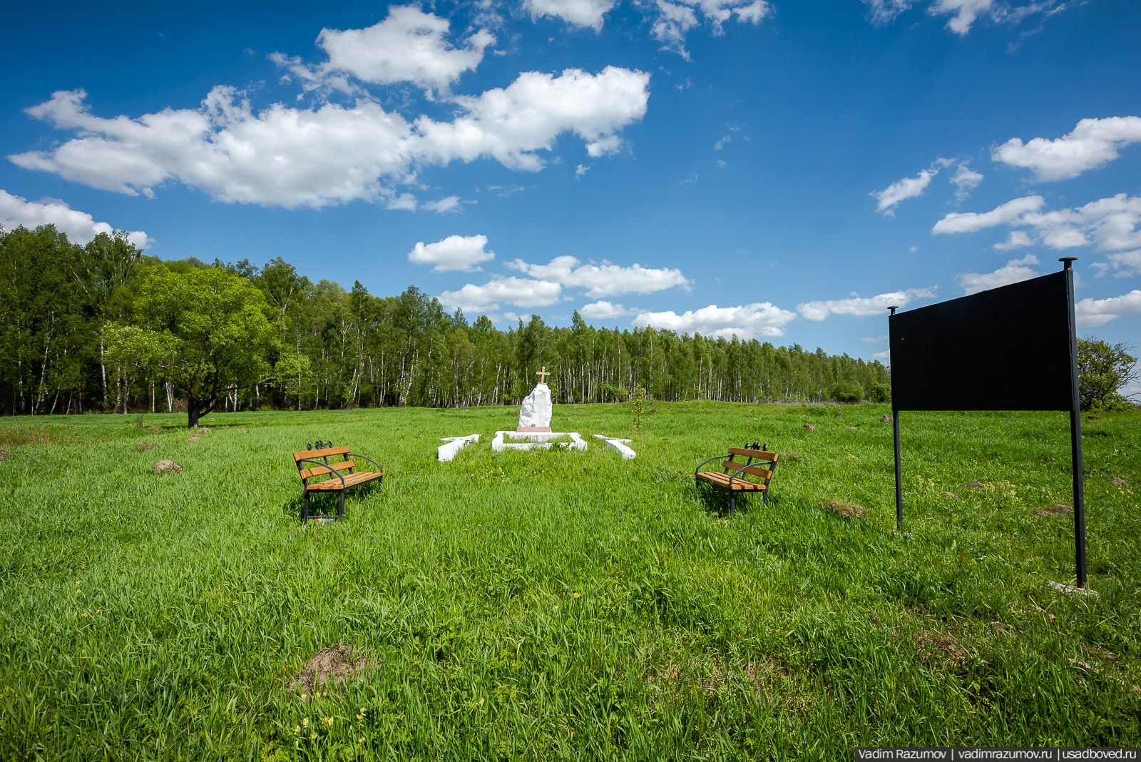 Старое Глазово, могила Василия Баженова, 2021 год