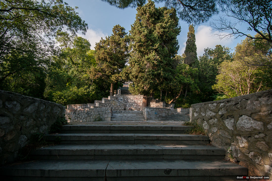 усадьба Романтическая Александрия (Ясная Поляна, Гаспринский дворец в Крыму)
