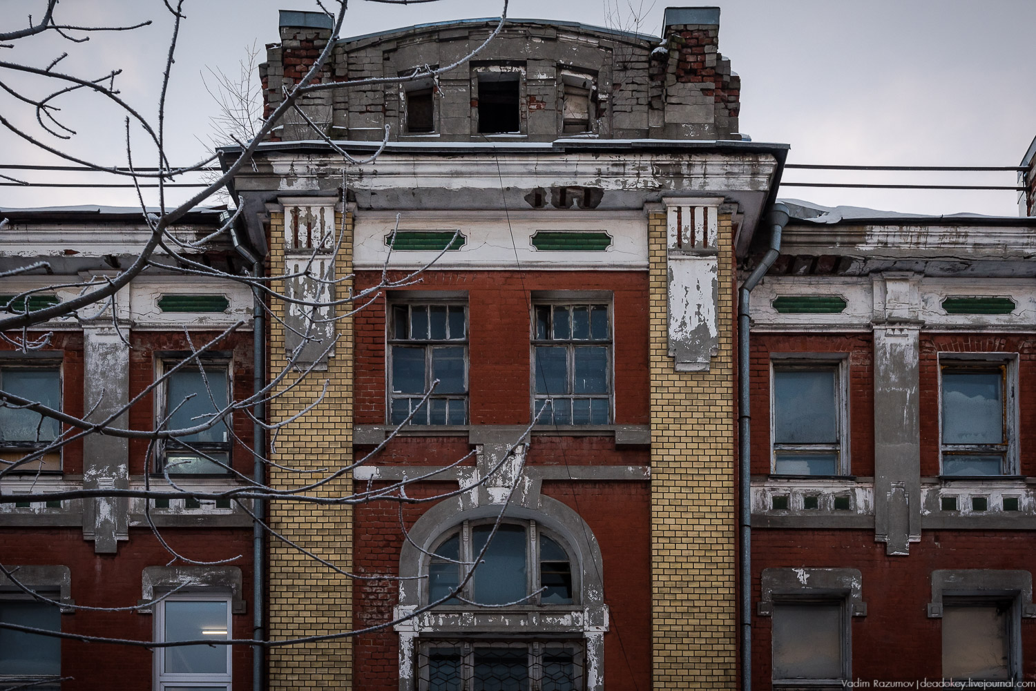 Больничный комплекс, казарма и театр в Орехово-Зуево