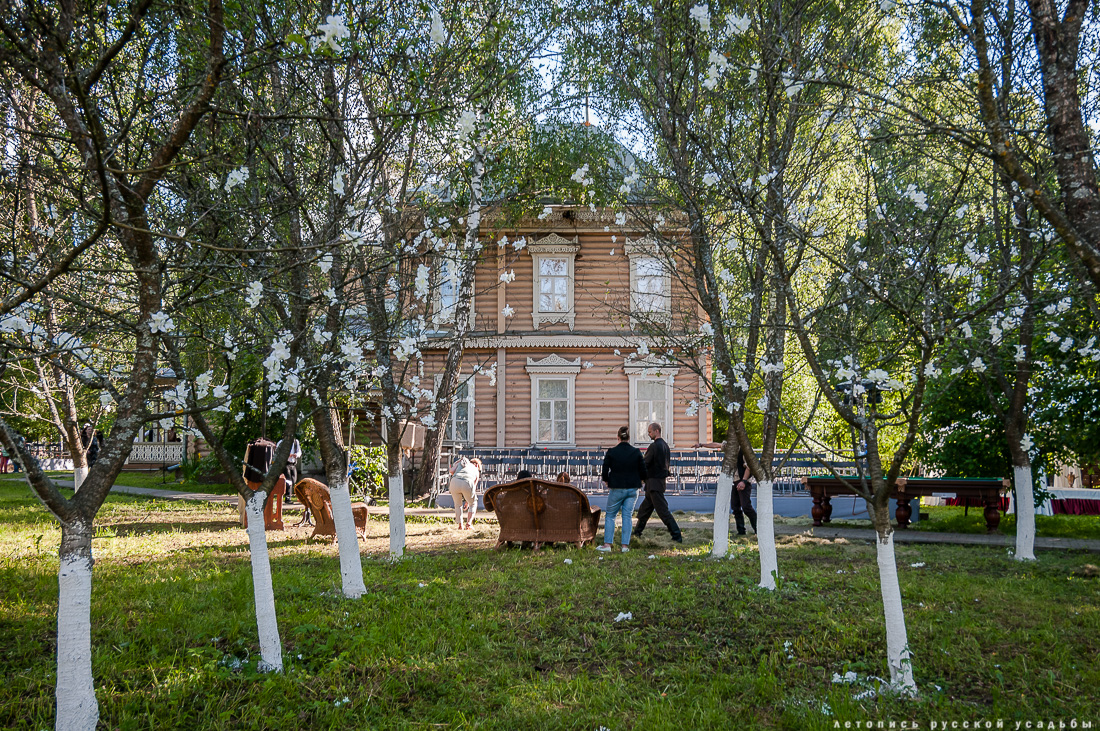 усадьба Любимовка, Сергей Безруков, Губернский театр, Вишневый сад