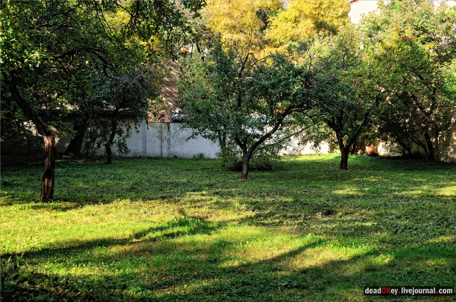 усадьба Высокие Горы (Усачевых-Найденовых), Москва, Земляной Вал, 53