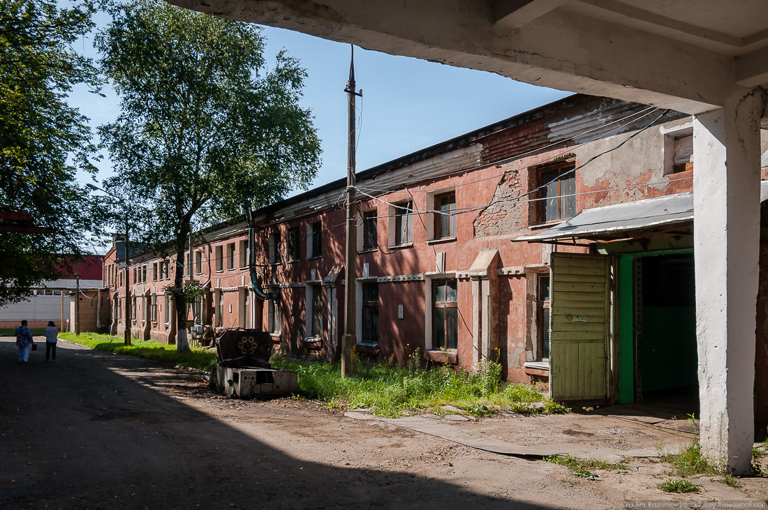 Шелкоткацкая фабрика купцов Барановых (АОЗТ Павлово-Посадский льнокомбинат, ГК Берег), МВК «Княжий Двор», Московская обл., Павлово-Посадский р-н., п.г.т. Большие Дворы.