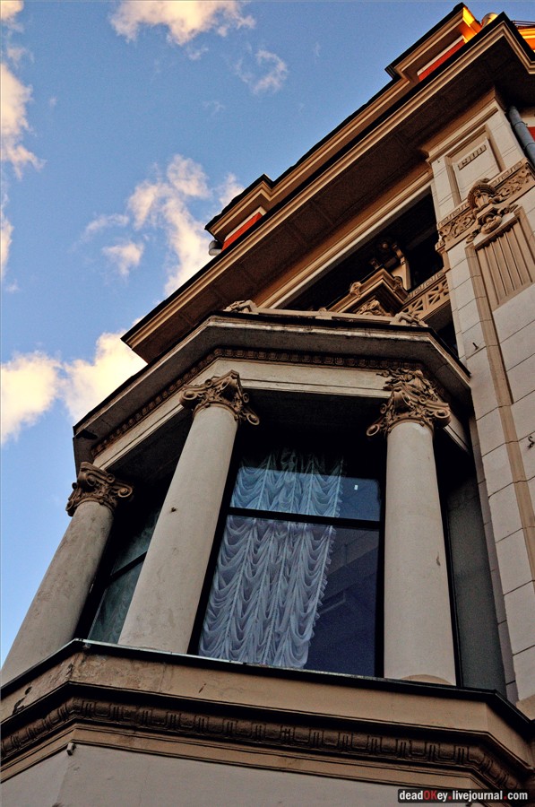 Доходный дом А.С. Хомякова (магазин Мюр и Мерилиз), Кузнецкий Мост д.6/3