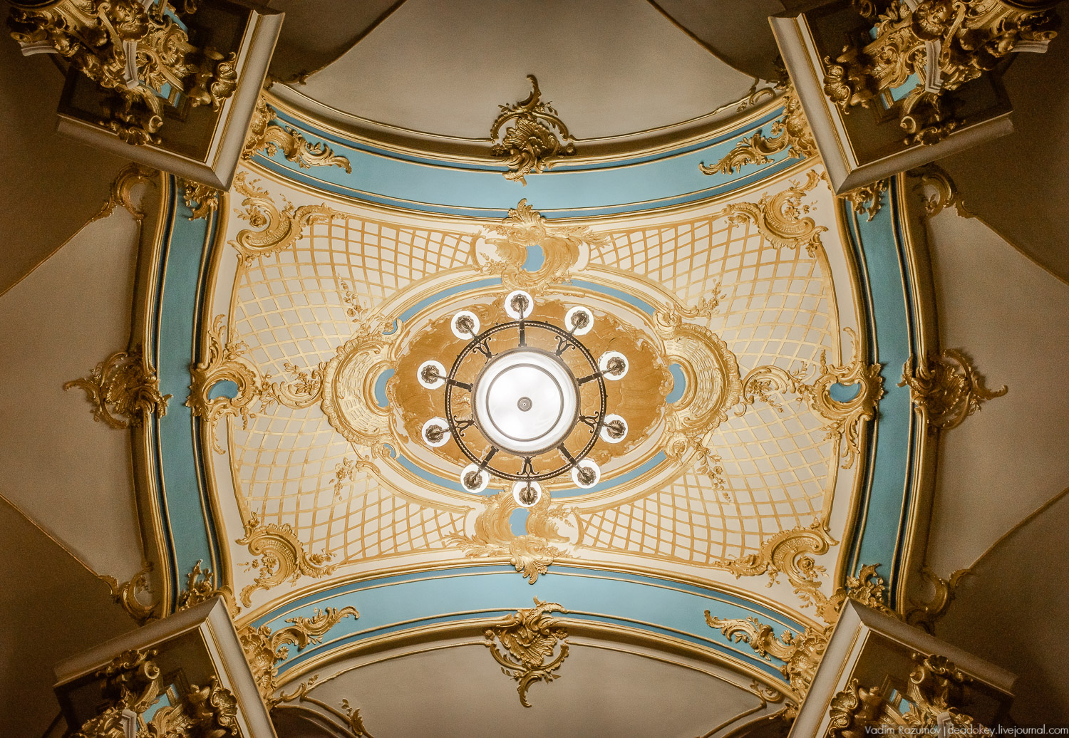 Книжно-выставочный проект Неглинная, Я люблю тебя