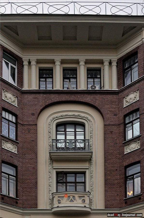 Дом московского товарищества для ссуды под заклад движимых имуществ (ломбард), 1904, архитектор А.В. Иванов, ул. Большая Дмитровка, 22