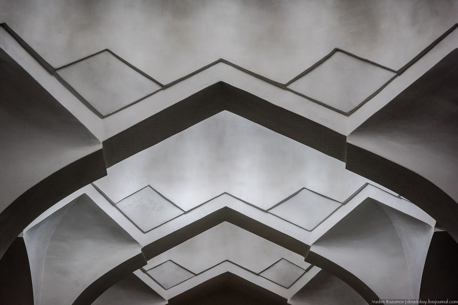 Узбекистан, Бухара и Самарканд, потолки, рельефная майлока, изразцы