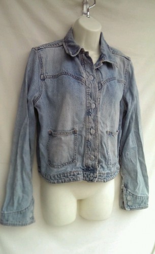 Vintage Gap jacket I used as my starting point in making a replica Marty McFly 1985 denim jacket as part of my female Marty McFly cosplay for Comic Con.