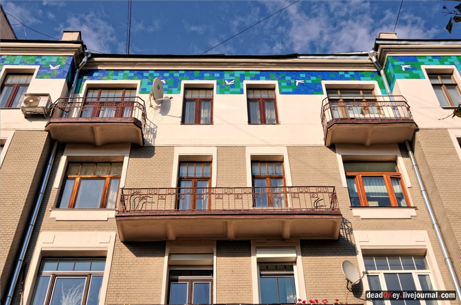 Доходный дом П.П. Зайченко (П.С. Эйбушитц), 1910, архитектор Н.И. Жерехов, ул. Спиридоновка, 36, корп. 3