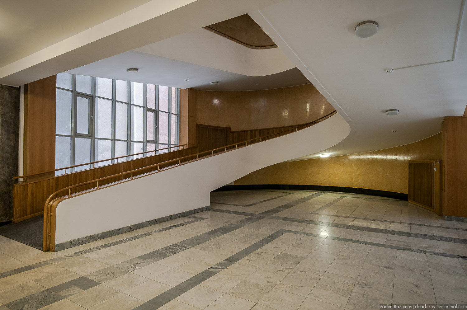 Здание Центросоюза, Ле Корбюзье, Росстат