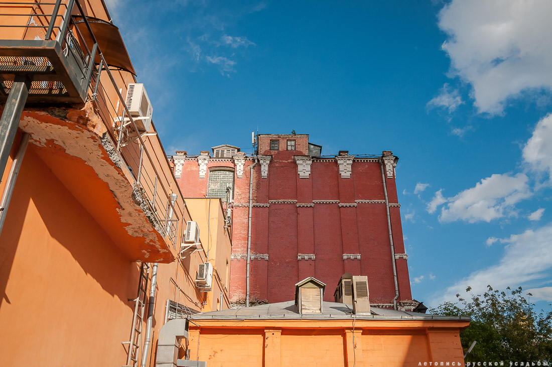 Трехгорная мануфактура