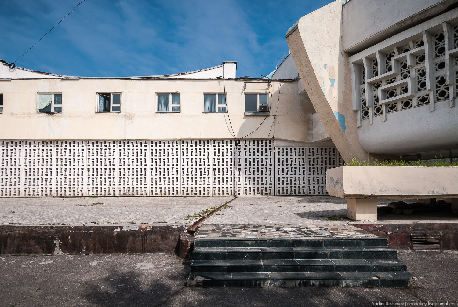 Ташкентский цирк, город Ташкент, Узбекистан, 1976 год, советский модернизм, архитекторы Г.М. Александрович, Г.Масягин