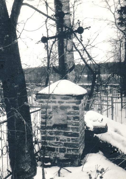 усадьба Андреевское, церковь в селе Матренино (Рощино), Церковь Воскресения Христова