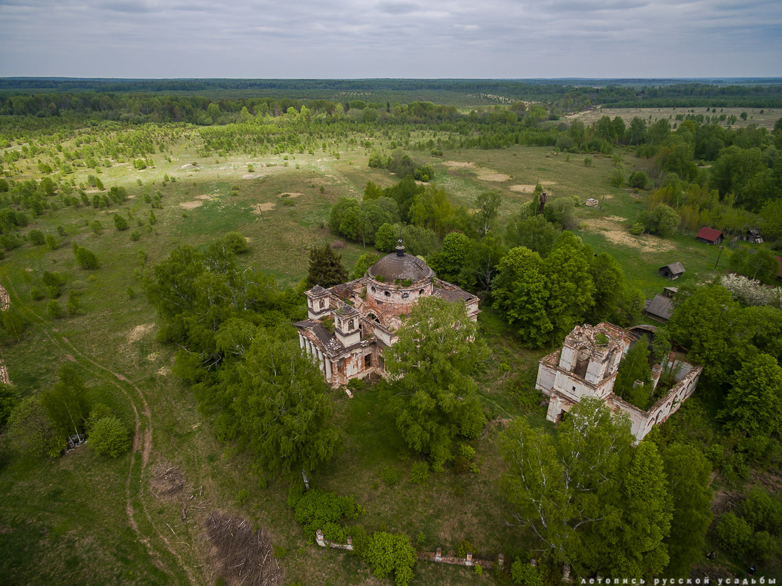 церковь Петра и Павла в Переслегино