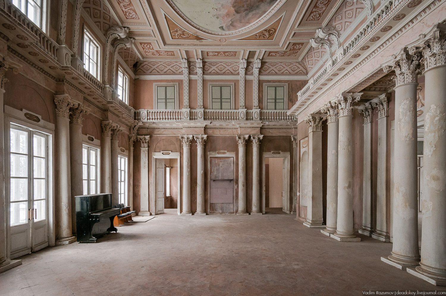 Усадьба Знаменское-Садки, интерьеры главного дома, Москва