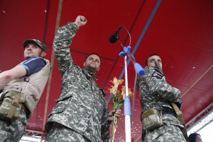 Июль 2014. Народный губернатор Донбасса Павел Губарев на митинге в Донецке