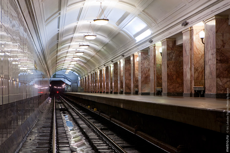 (c) www.metro.ru, Russos, 2009