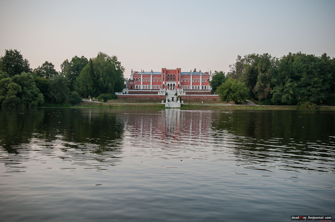 усадьба Марфино - грифонов покрасили