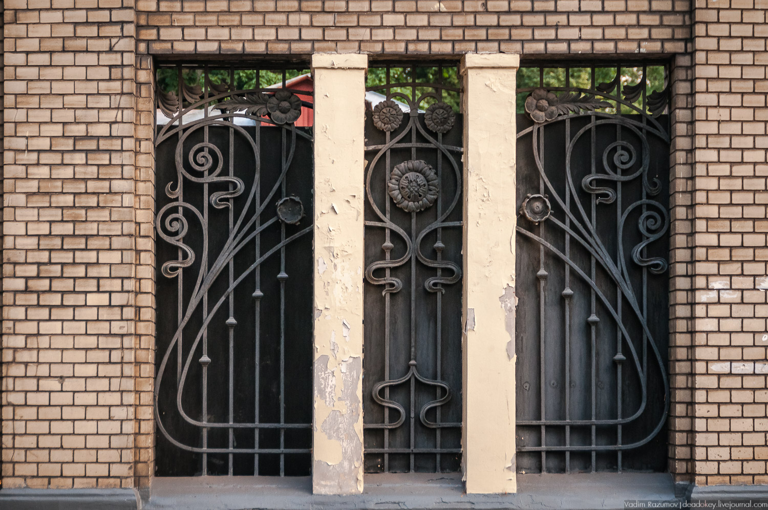 Индийское посольство, улица Воронцово поле, усадьба Латышевых-Бахрушиных-Бардыгиных 