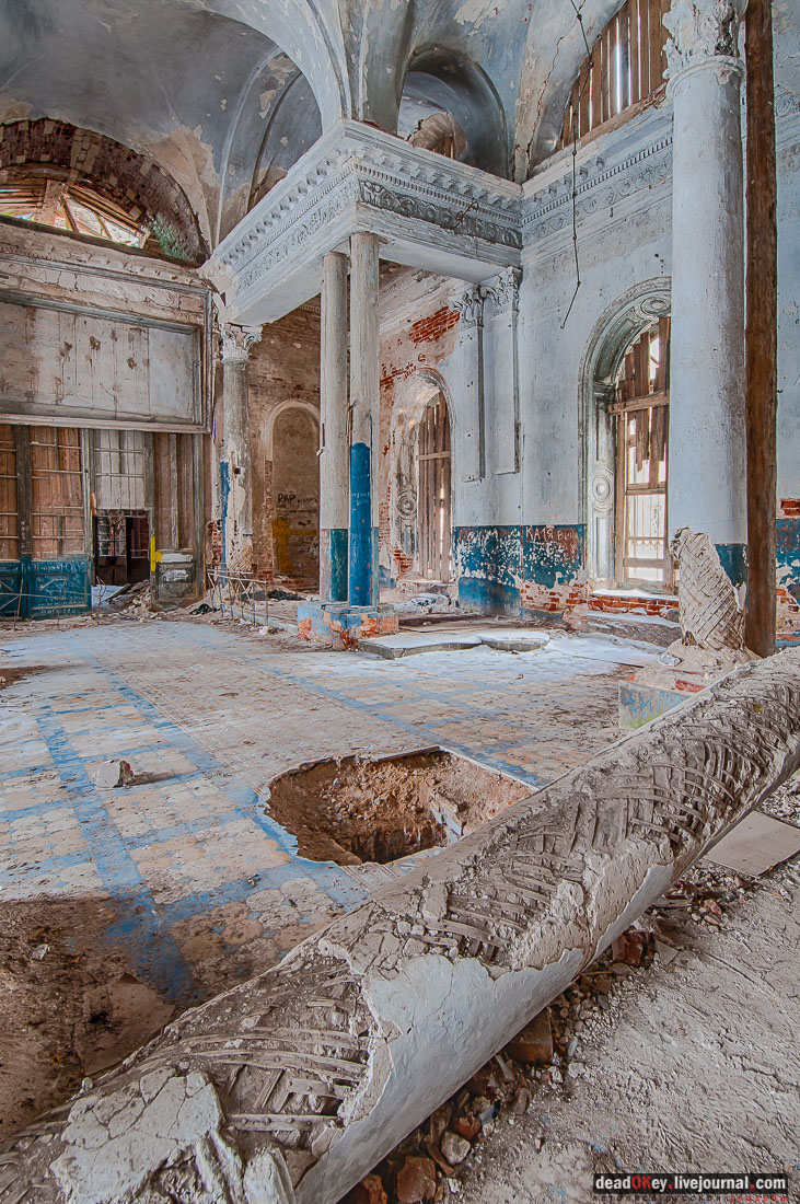 усадьба Ярополец Гончаровых, Казанская церковь