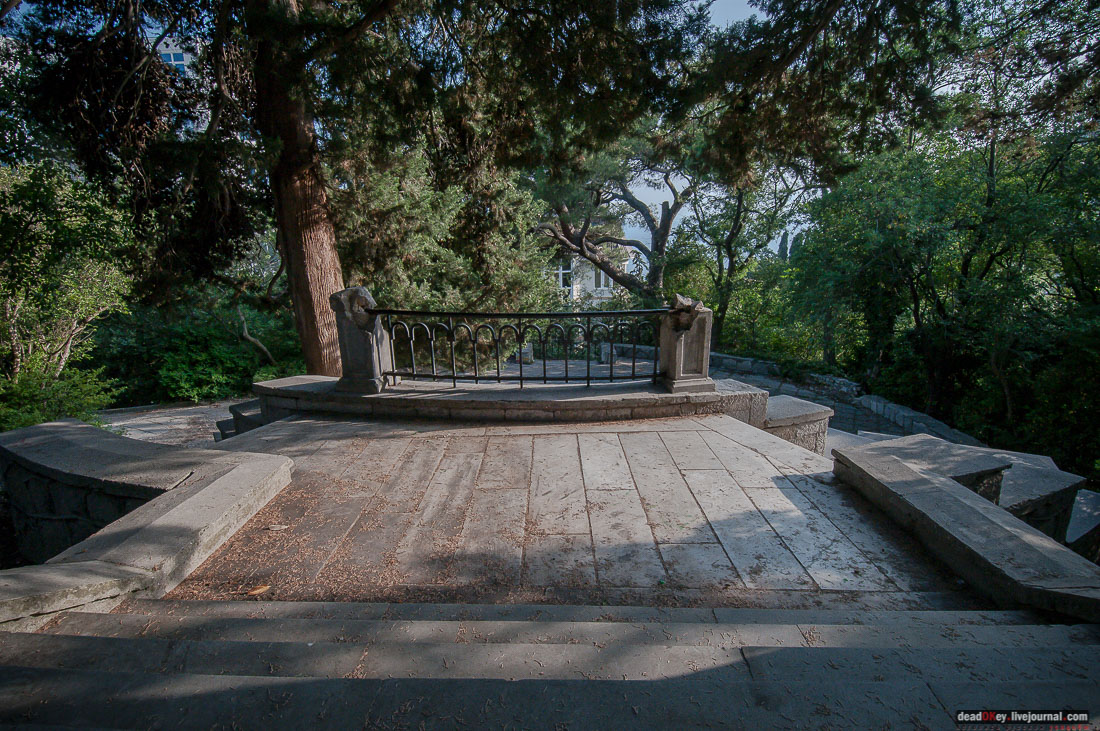 усадьба Романтическая Александрия (Ясная Поляна, Гаспринский дворец в Крыму)