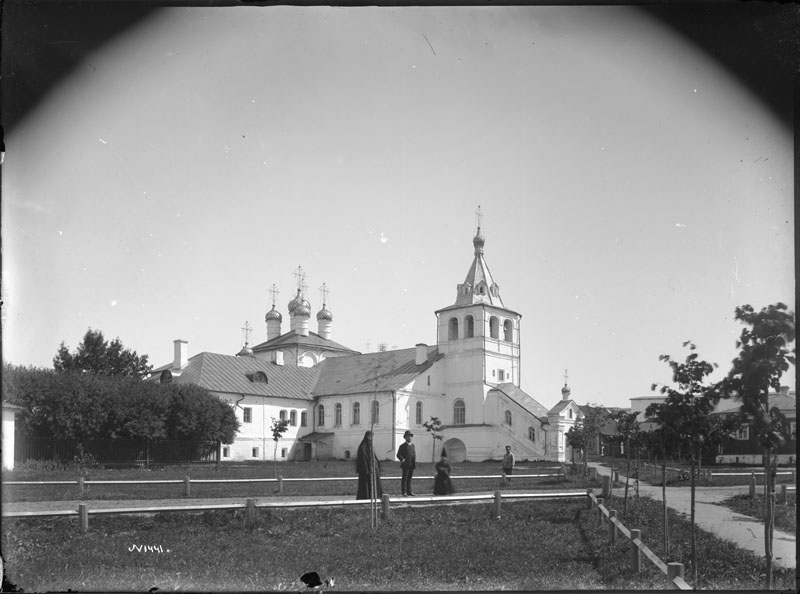 Александровская Слобода. Сравнительные фотографии Ивана Барщевского и Вадима Разумова
