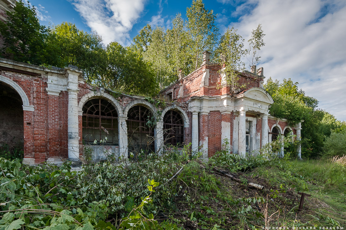 усадьба Отрада-Семеновское