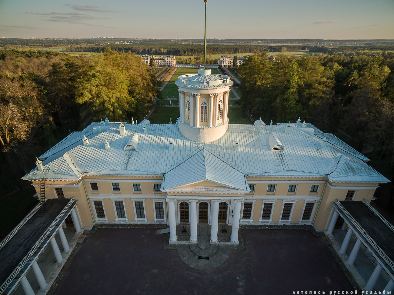 усадьба Архангельское с квадрокоптера (аэросъемка с дрона)