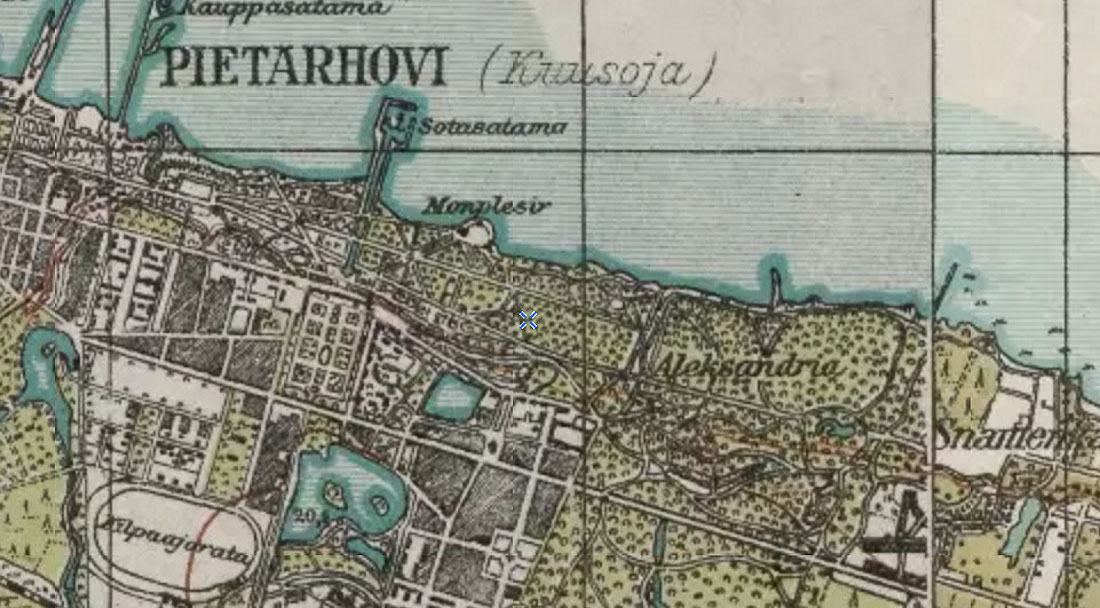 Петергофские конюшни