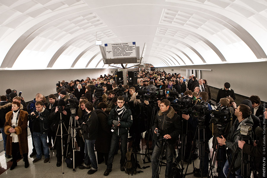 (c) www.metro.ru, Russos, 2009